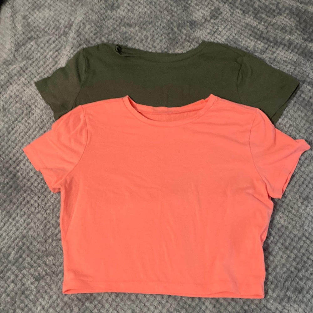 two lg sized crop tops never worn but took tags off